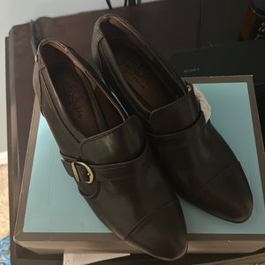 Lifestride Size 9.5 Dark Brown Business Dress Shoe